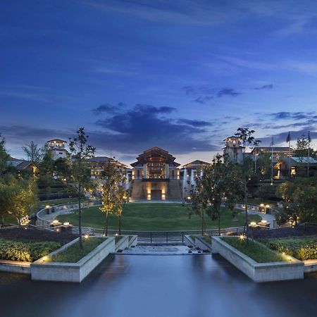 ฮิลตัน วูฮาน ออปติก วัลเลย์ Hotel อู่ฮั่น ภายนอก รูปภาพ