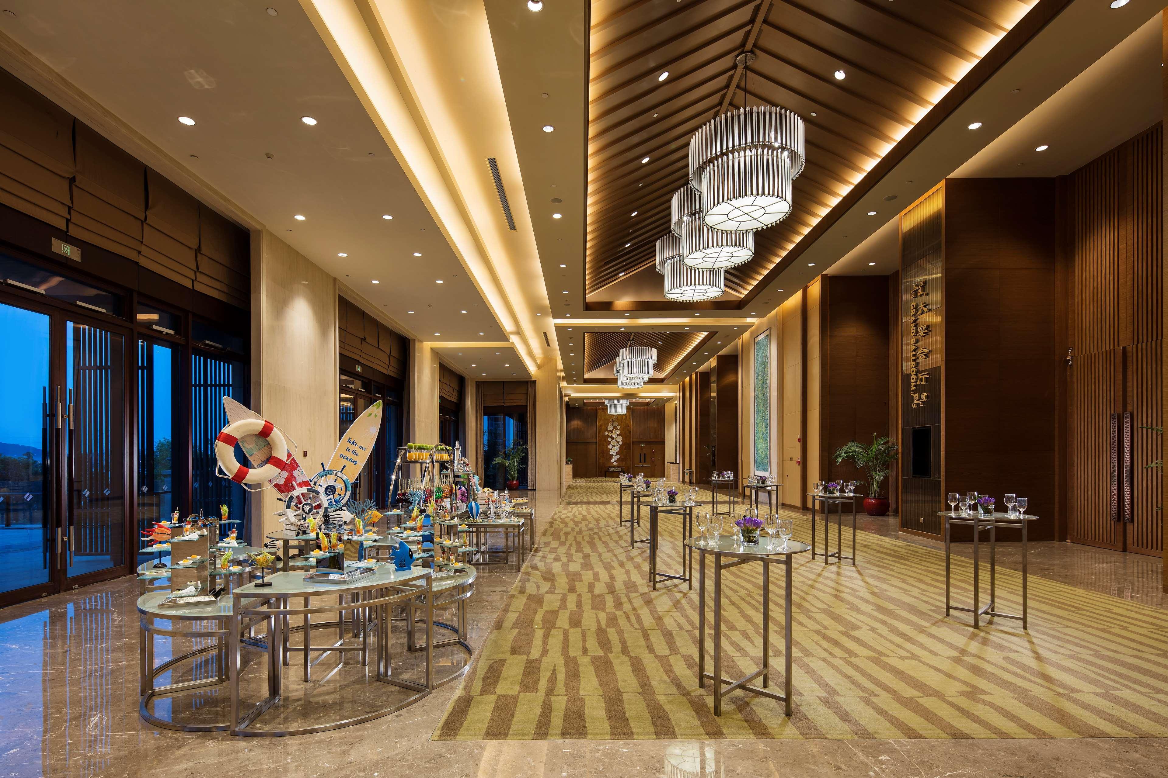 ฮิลตัน วูฮาน ออปติก วัลเลย์ Hotel อู่ฮั่น ภายนอก รูปภาพ