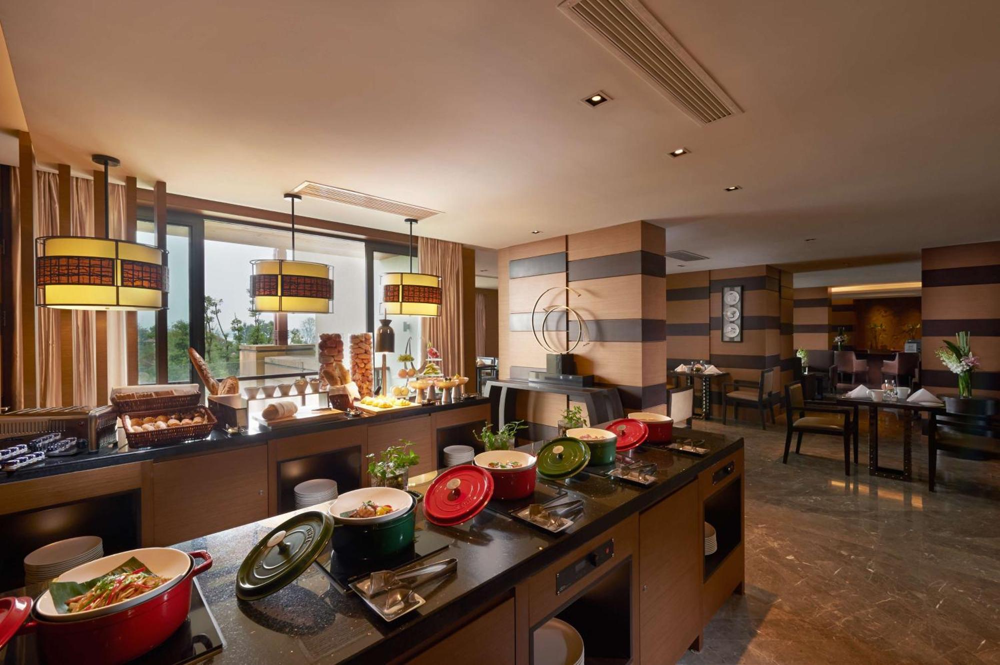 ฮิลตัน วูฮาน ออปติก วัลเลย์ Hotel อู่ฮั่น ภายนอก รูปภาพ