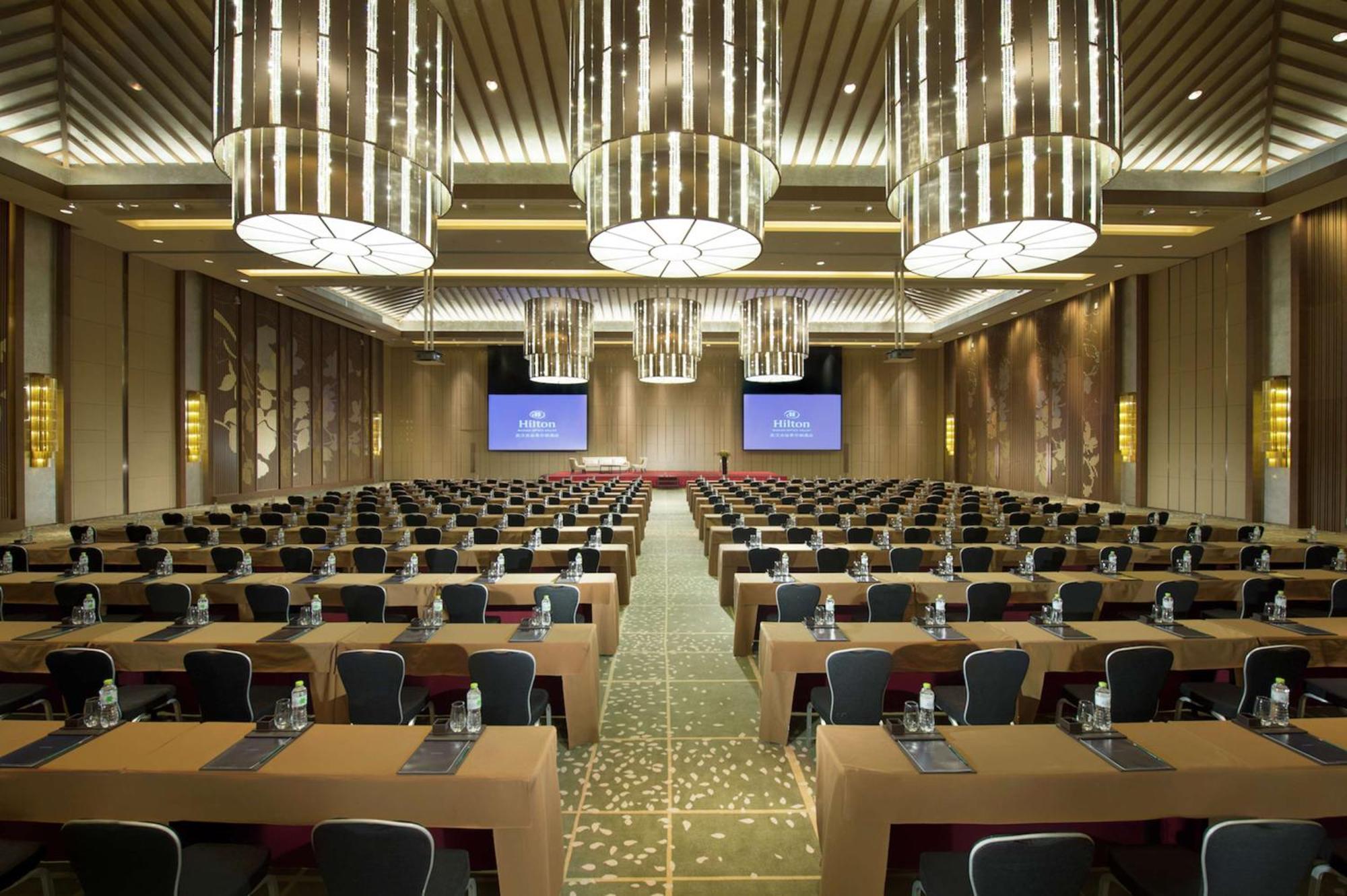 ฮิลตัน วูฮาน ออปติก วัลเลย์ Hotel อู่ฮั่น ภายนอก รูปภาพ