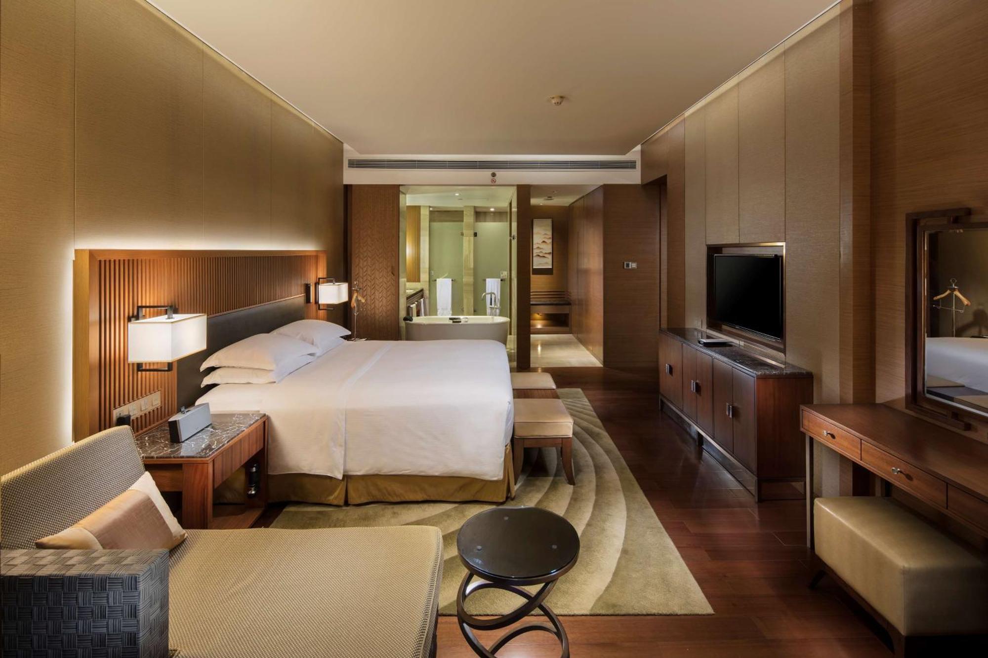 ฮิลตัน วูฮาน ออปติก วัลเลย์ Hotel อู่ฮั่น ภายนอก รูปภาพ